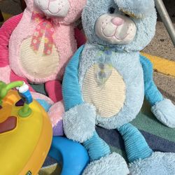 Peluches &10 Each 