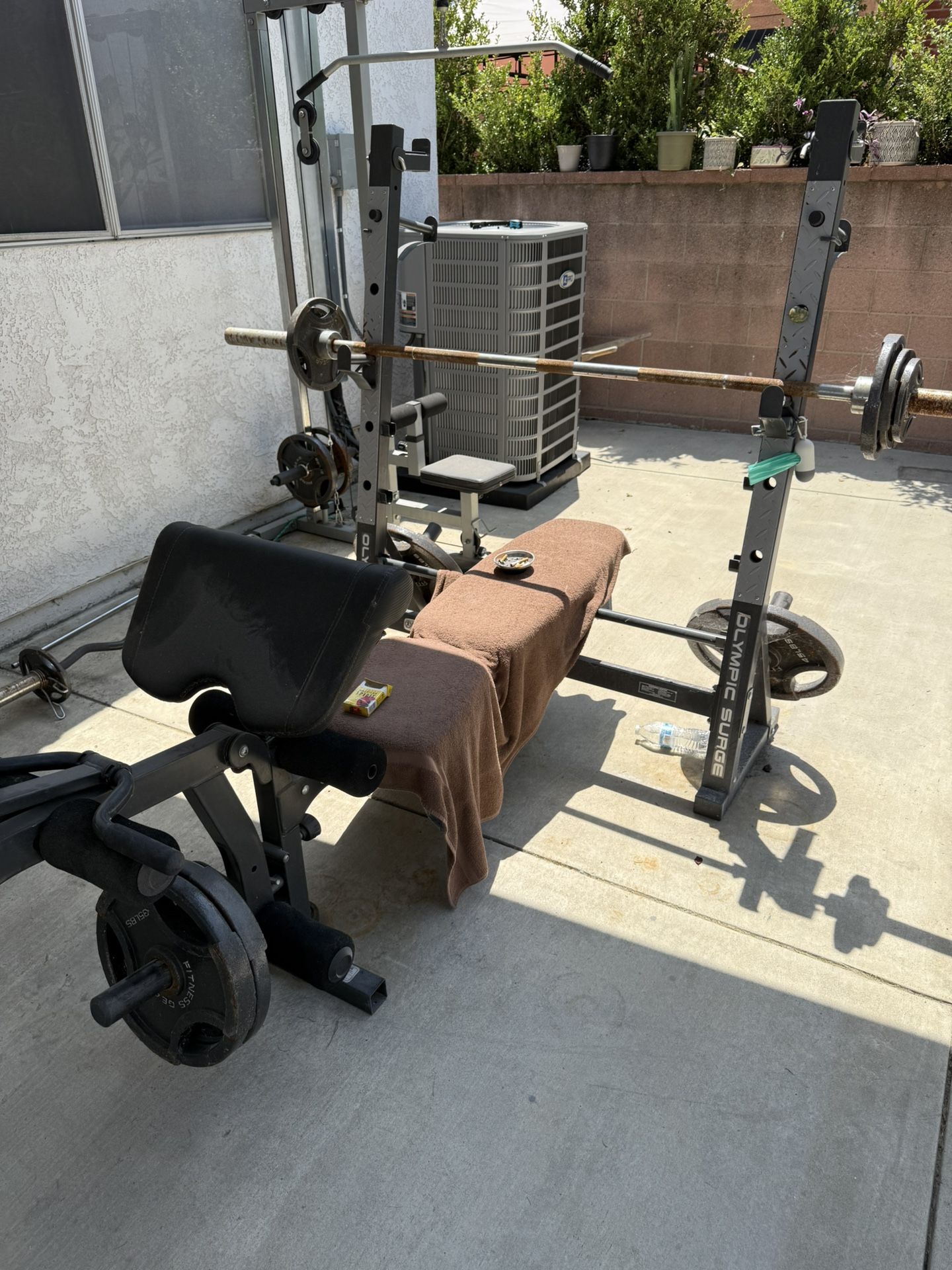 Bench Press And Lat Pull Down Machine With Weights