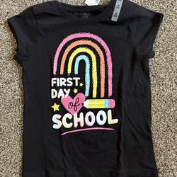 Girls Shirt Size M (7/8)