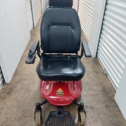 Electric wheelchair 