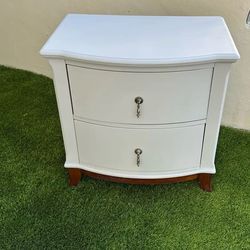 Sky Blu Wooden Side/ Lamp Table/ Single Nightstand
