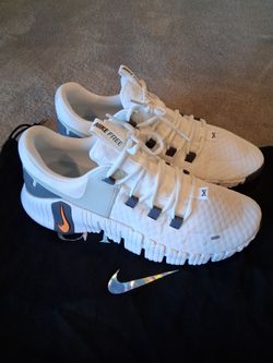 MEN'S NIKE METCON 5 SIZE 10.5
