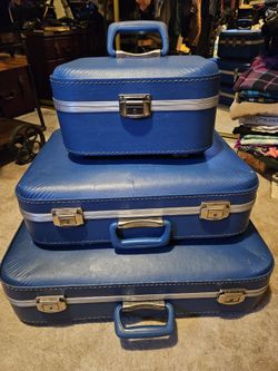 Vintage 60's Suitcases (3)