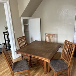 Mission style Dining Table & Chairs