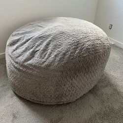 Huge Pillow Chair/Lounge Chair/Cushion Chair