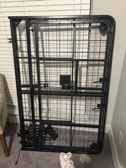 Queen Adjustable Bed Base / Motorized Bed Frame