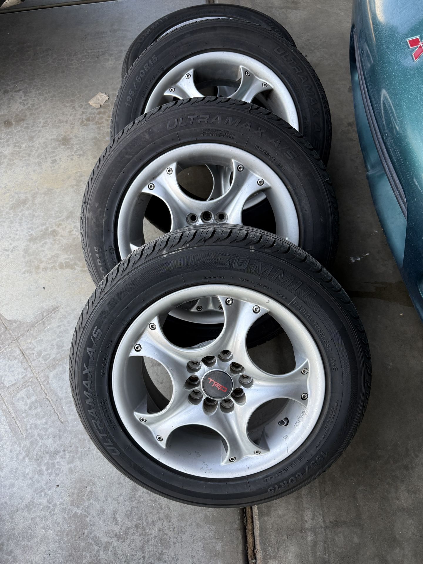 15” Rims 5x100 & 5x114.3 With Like New 195/60R15 Tires