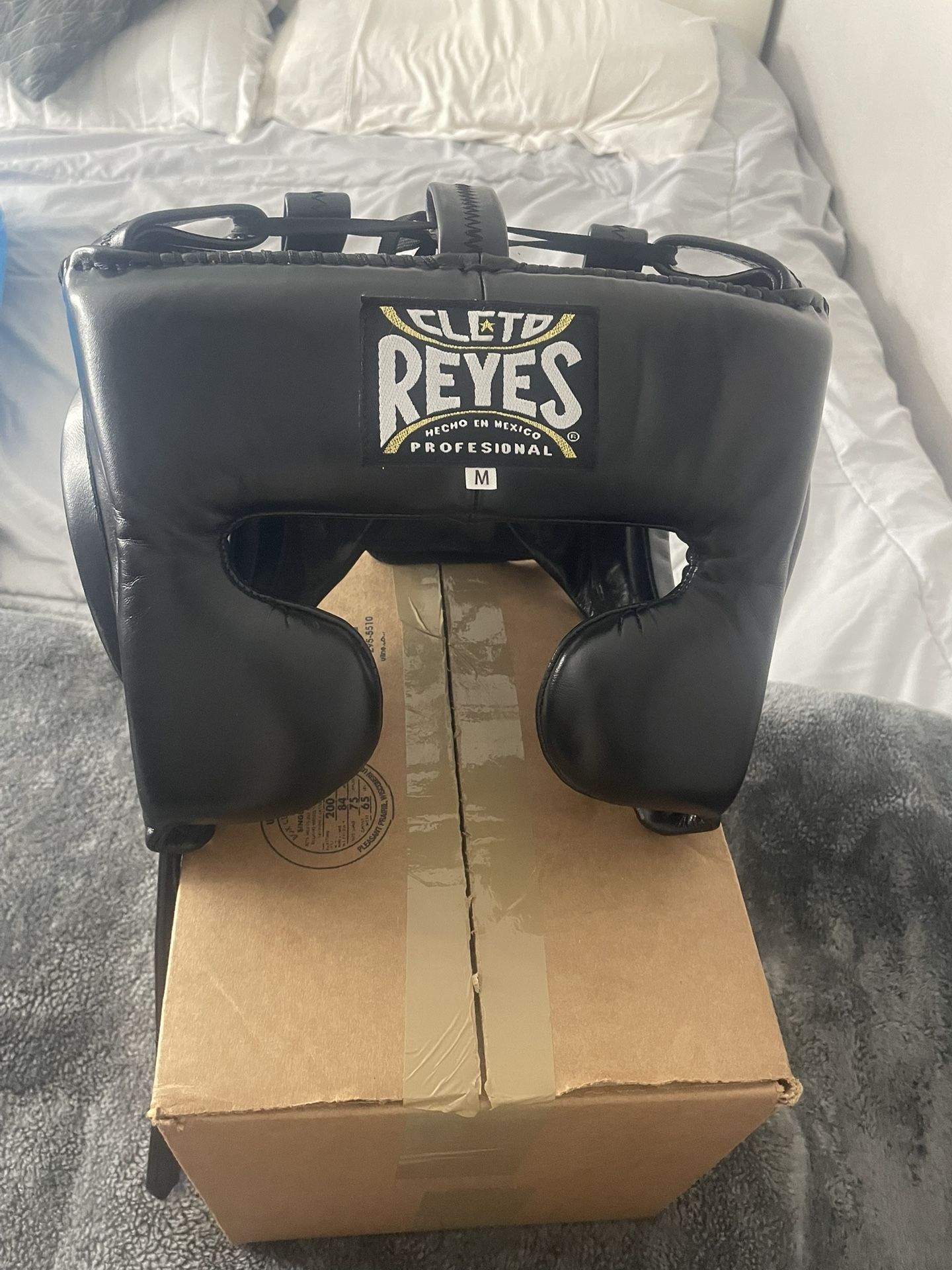 Cletd Reyes Head Guard Medium Size