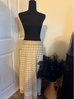Knitted long plaid skirt