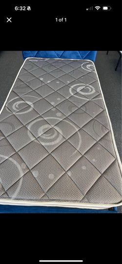 Twin mattress