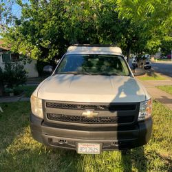 Chevy Silverado Work Truck 