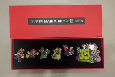 Nintendo Super Mario Bros. 35th Anniversary Pin Set Wave #2 New In Box sealed