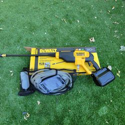 DEWALT 20V MAX 550 PSI 1.0 GPM Cold Water Cordless Battery Power Cleaner with 4 Nozzles (Tool Only)
