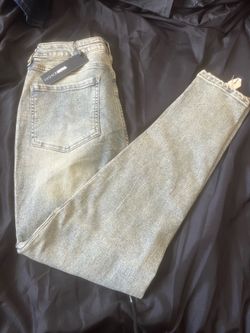 Fashion Nova Skinny Jeans