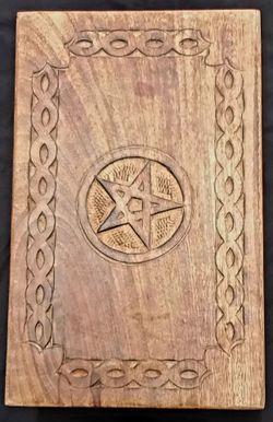 Wooden Trinket and Keepsake Box With locking latch