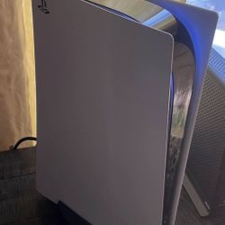 PS5 with 2 controllers 
