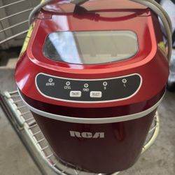 RCA Portable ICE MAKER