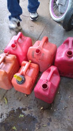 6 gasoline tanks in good condition only need caps.