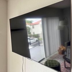 TCL Roku TV 55” Ultra HD 4K