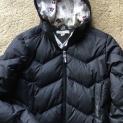 TOMMY JEANS HILFIGER JUNIORS SIZE S BLACK DOWN PUFFER COAT SKI JACKET WITH HOOD & ZIPPER CLOSURE GIRLS XL VERY NICE!