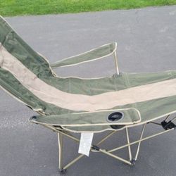 Bass Pro Shop Camping Chiar with Bag