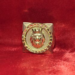 10k Gold Lion Ring 
