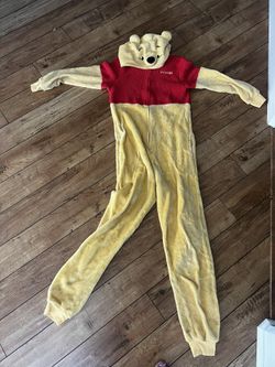 Pooh Bear costume/PJs