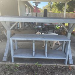 Indoor/Outdoor Bar & Bench