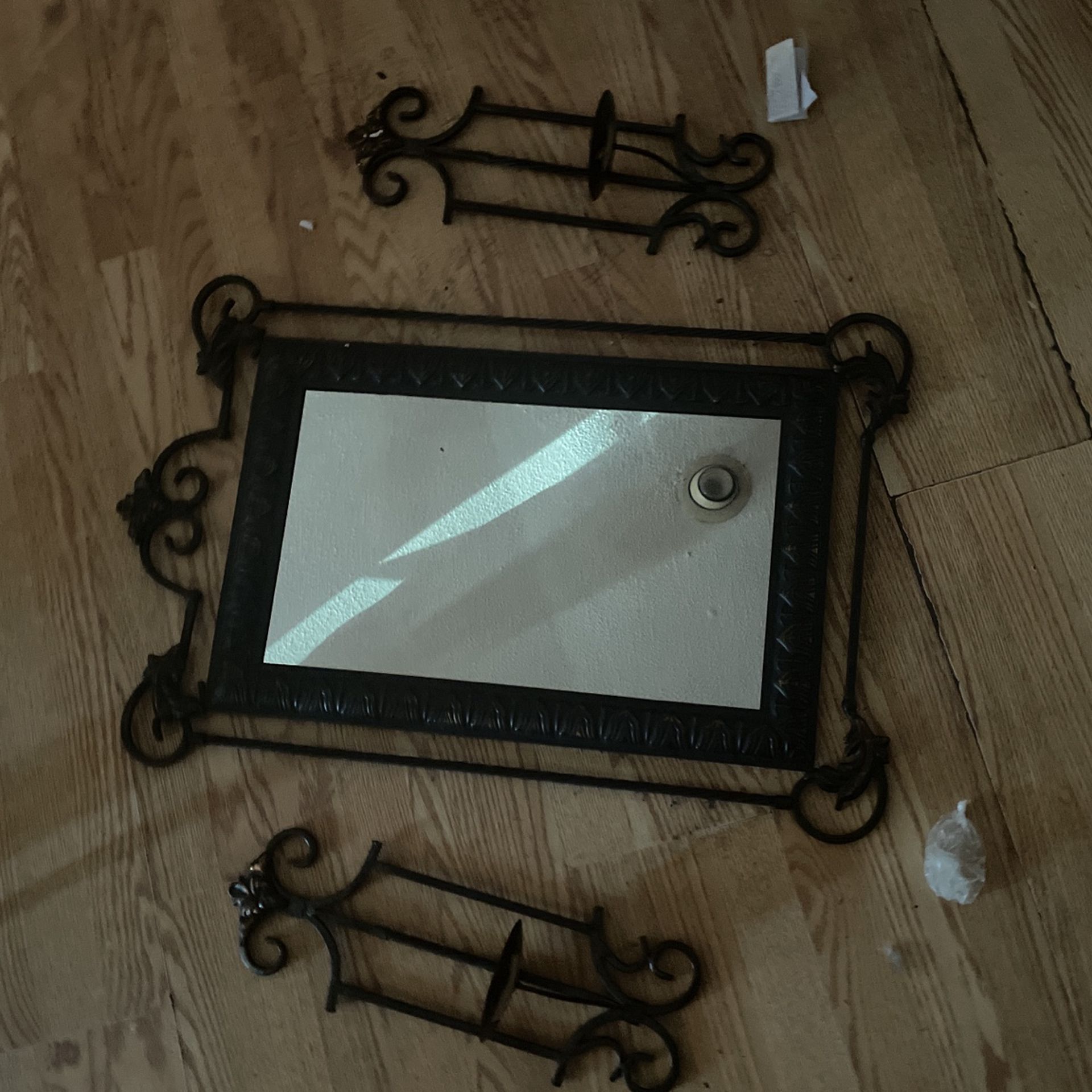 Mirror With Table 