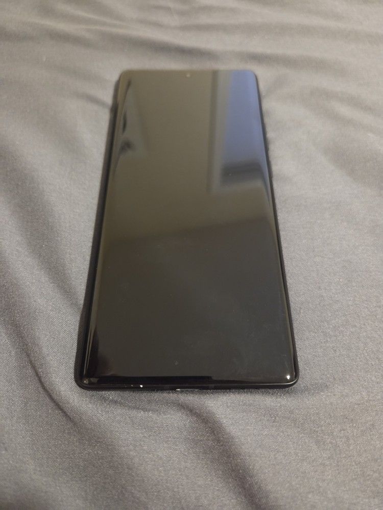 Motorola Edge+ 2023 - 512GB, 68W Wall Charger And Clear Case