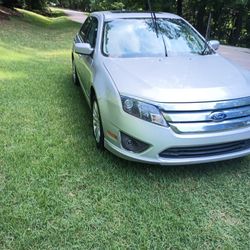 2012 Ford Fusion Hybrid 136k Miles $5900