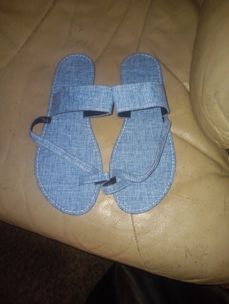 Brand New Women's Size 10 Sandal