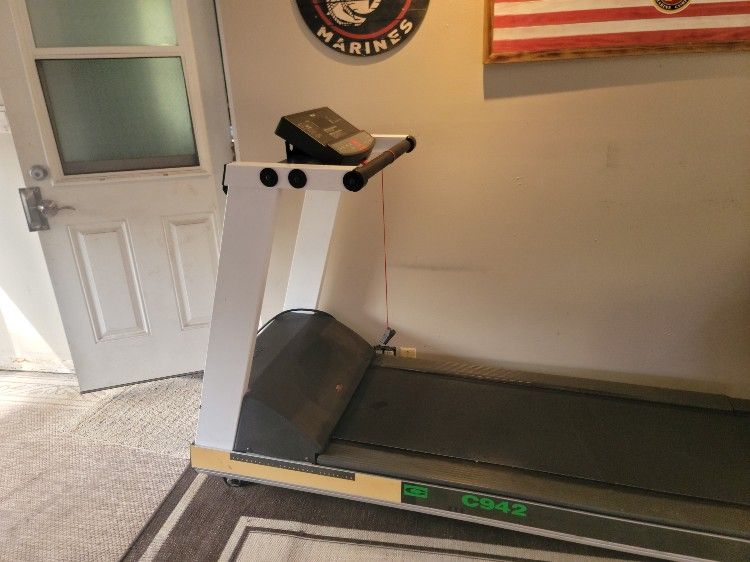Treadmill Procor 942