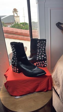 Teleport Moonstone Women’s Boots