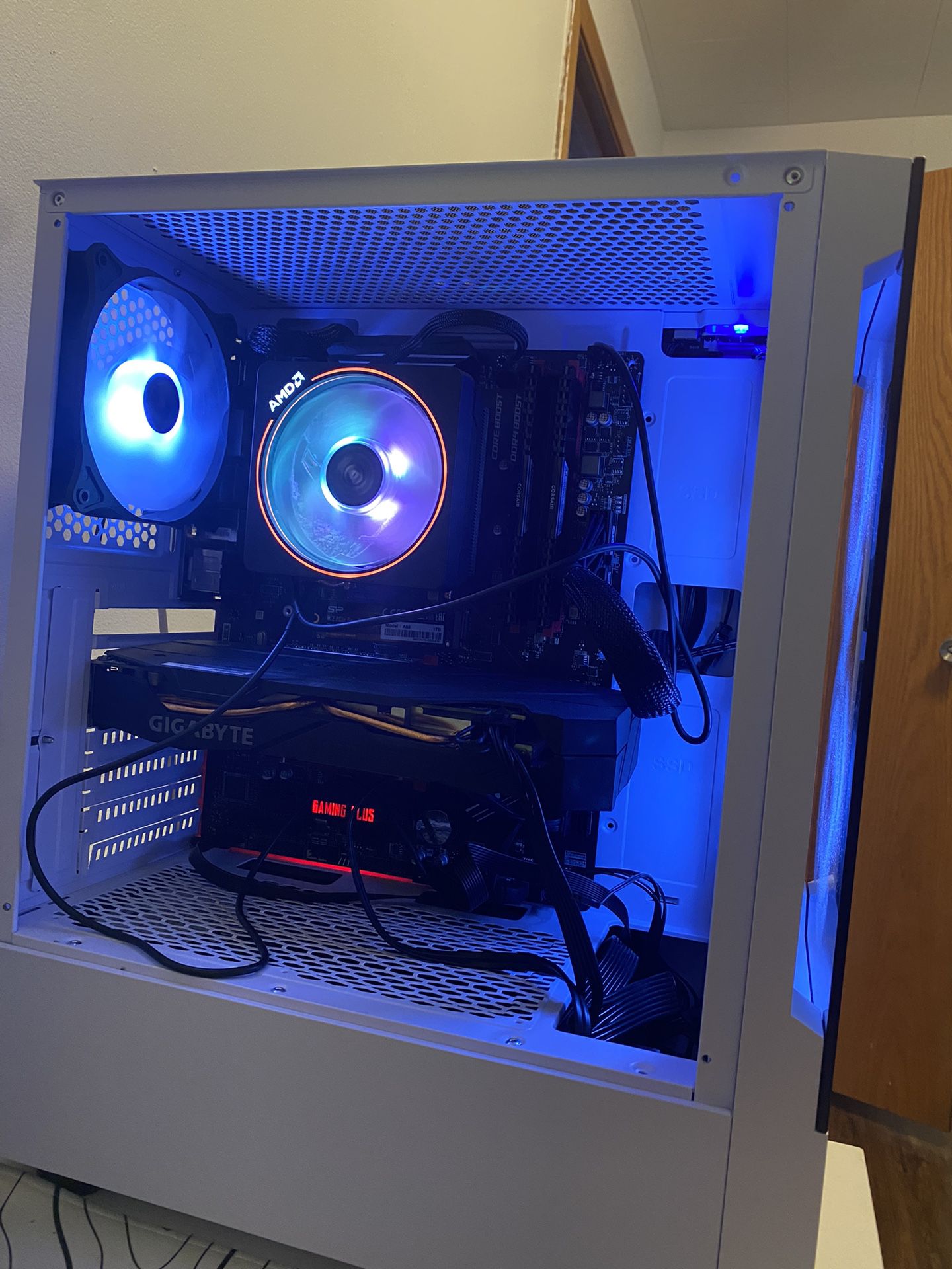 Gaming Computer for Fortnite Valorant and Minecraft