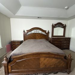 King Bedroom Set