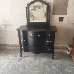 DRESSER WITH MIRROR