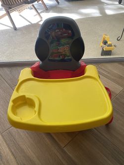 Booster Seat - Disney Cars