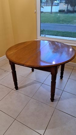 19th-century Solid Wood Table 42" Dia