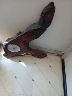 Handcrafted Driftwood Clock with Inlay (Not Free give me offer)