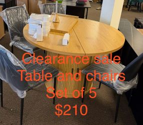 clearance sale dining  set of 5