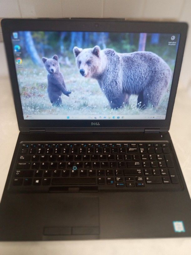 Dell Latitude Laptop 15.7 Inch Screen Fast Intel I5 Windows 11 Pro