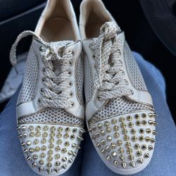 Christian Louboutin Vieira Spikes 38.5