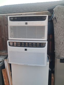 Frigidaire Window Air Conditioners – Lot of 2