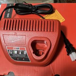 Milwaukee M12 charger