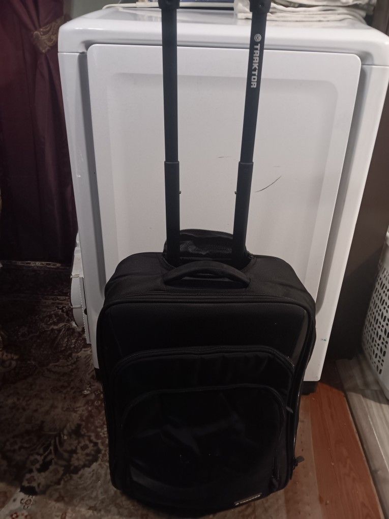 UDG NATIVE INSTRUMENT TRAKTOR S4 DJ GEAR TROLLEY BLACK BAG