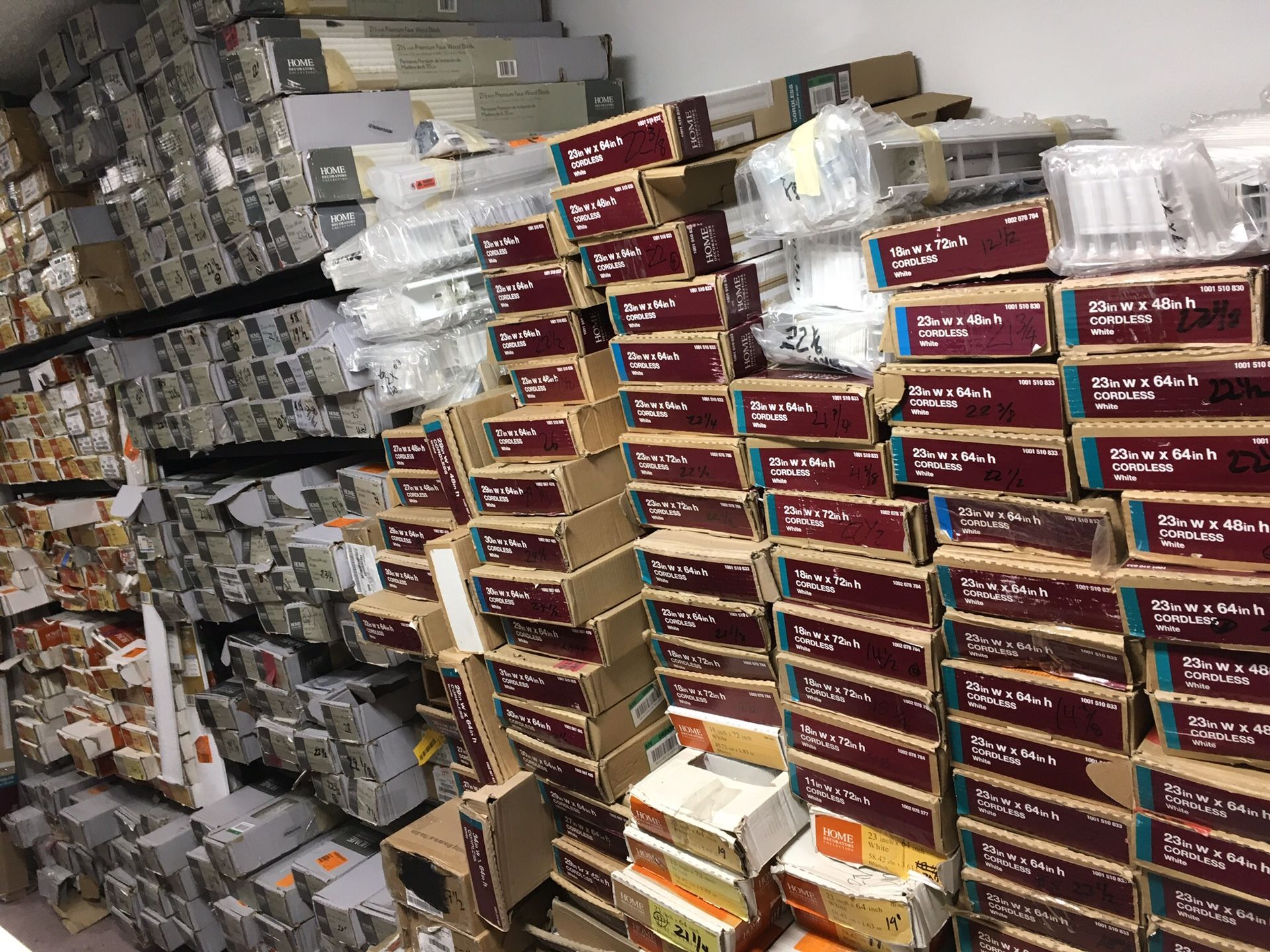 2 IN CORDLESS FAUX WOOD BLINDS IN WHITE