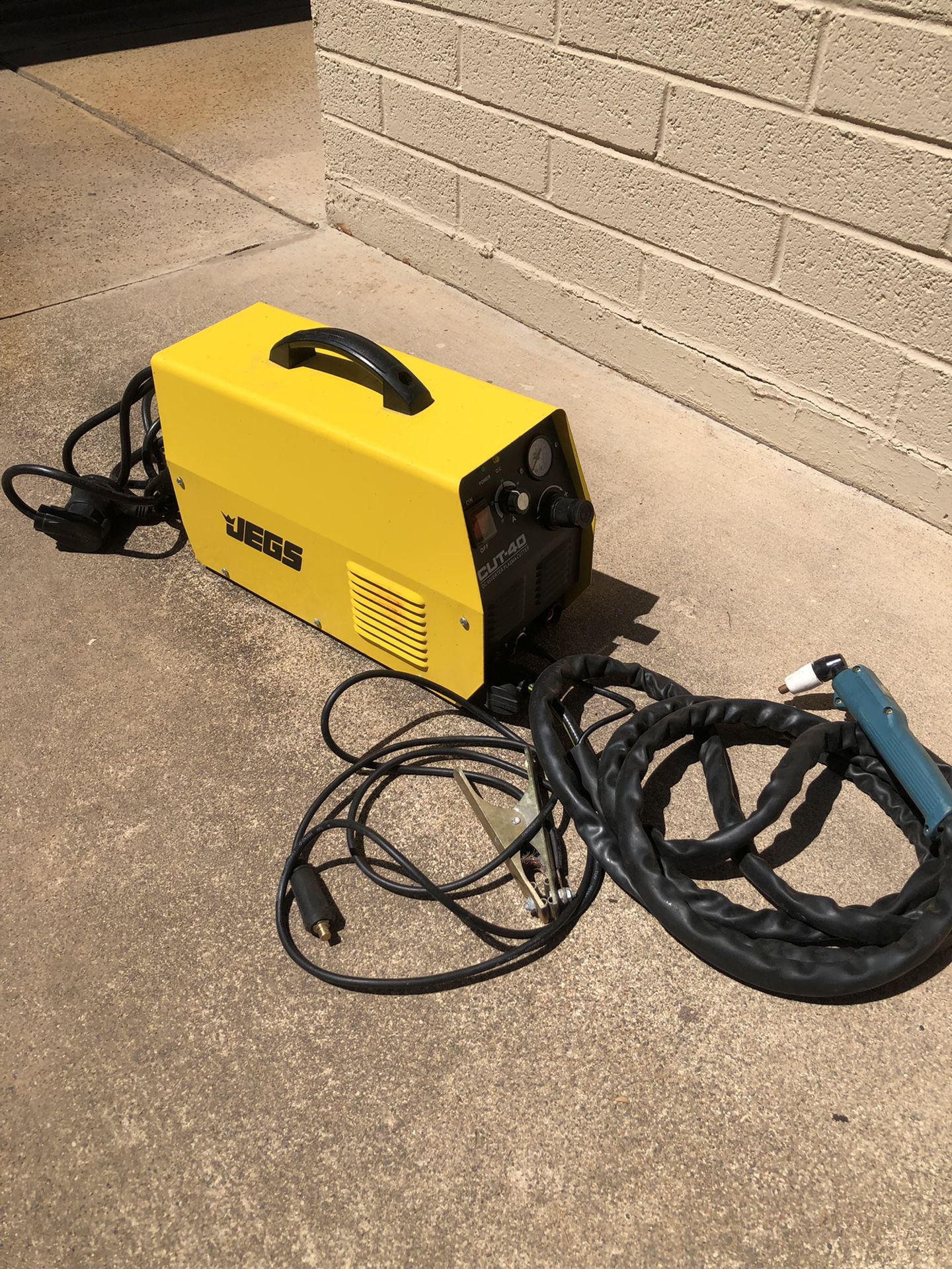 JEGS Plasma Cutter