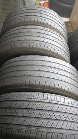 Set of 4 matching tires Michelin energy all season size 235/55R17 dot 3618