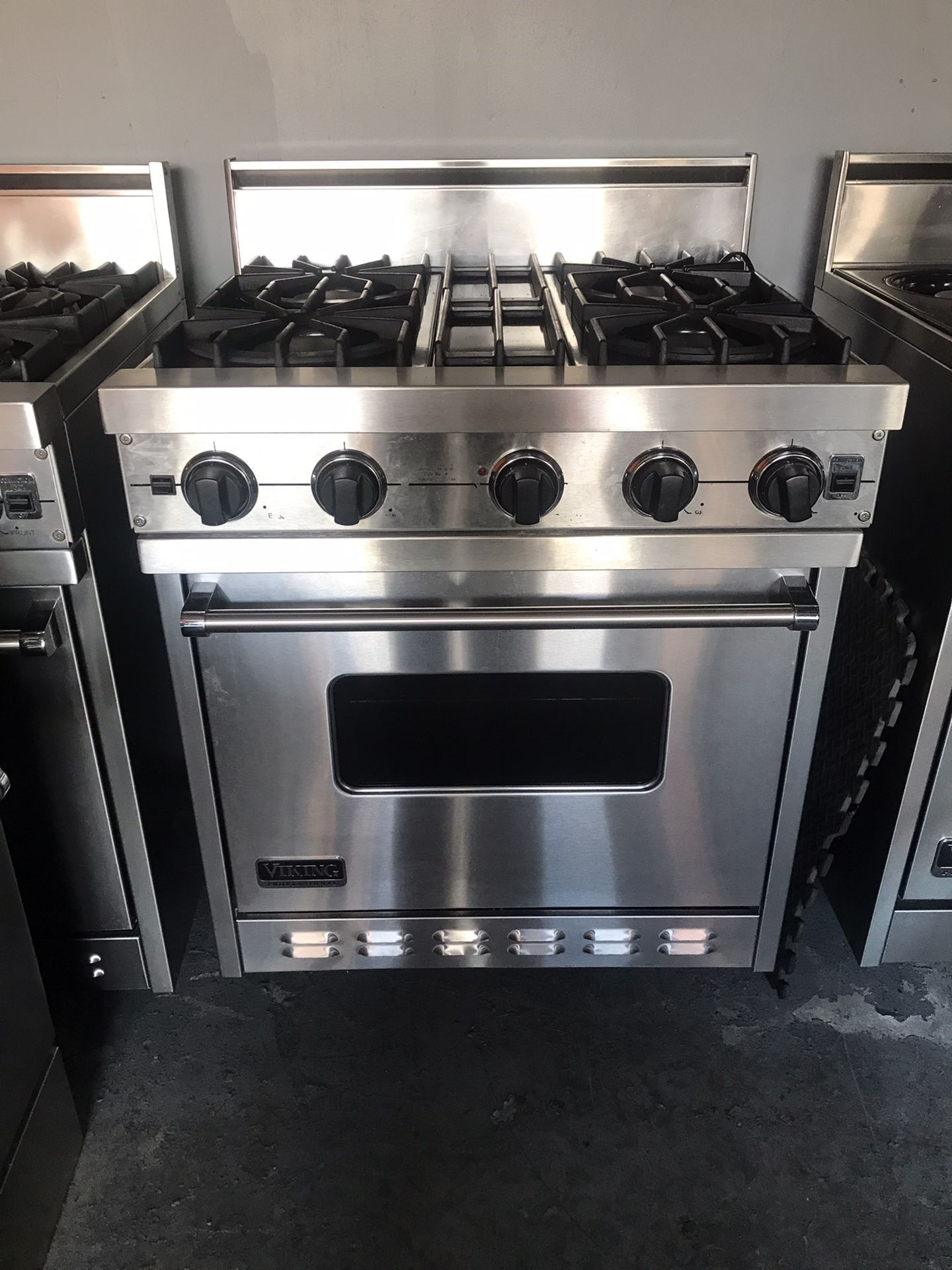 Viking Professional Stove 30”